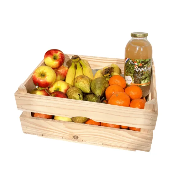 Compacte kist met appelsap fruitkrat